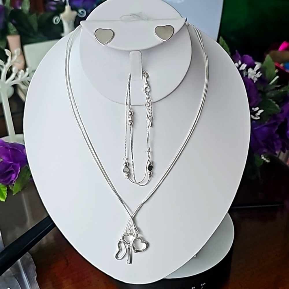 (NWT) 925 Heart/Key Jewelry